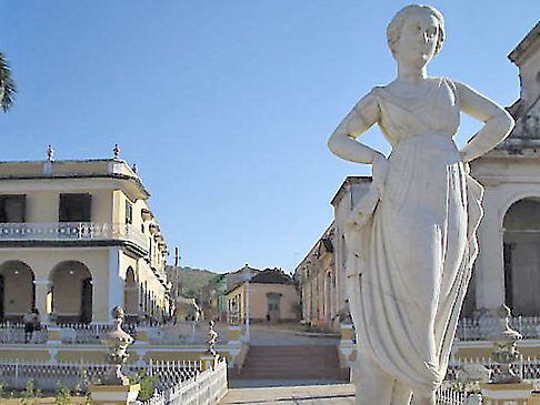 Fotos Frauenstatue | 